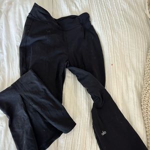 Alo flare leggings. Size medium